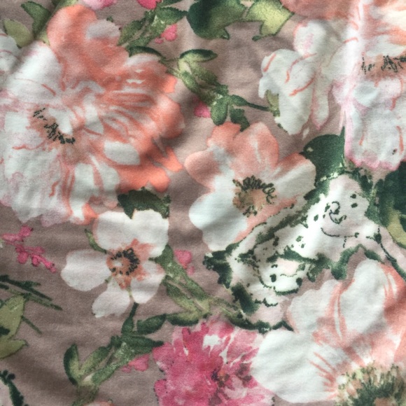 Floral Print Top w/ Bell Bottom Sleeves, Size Sm - Picture 5 of 5